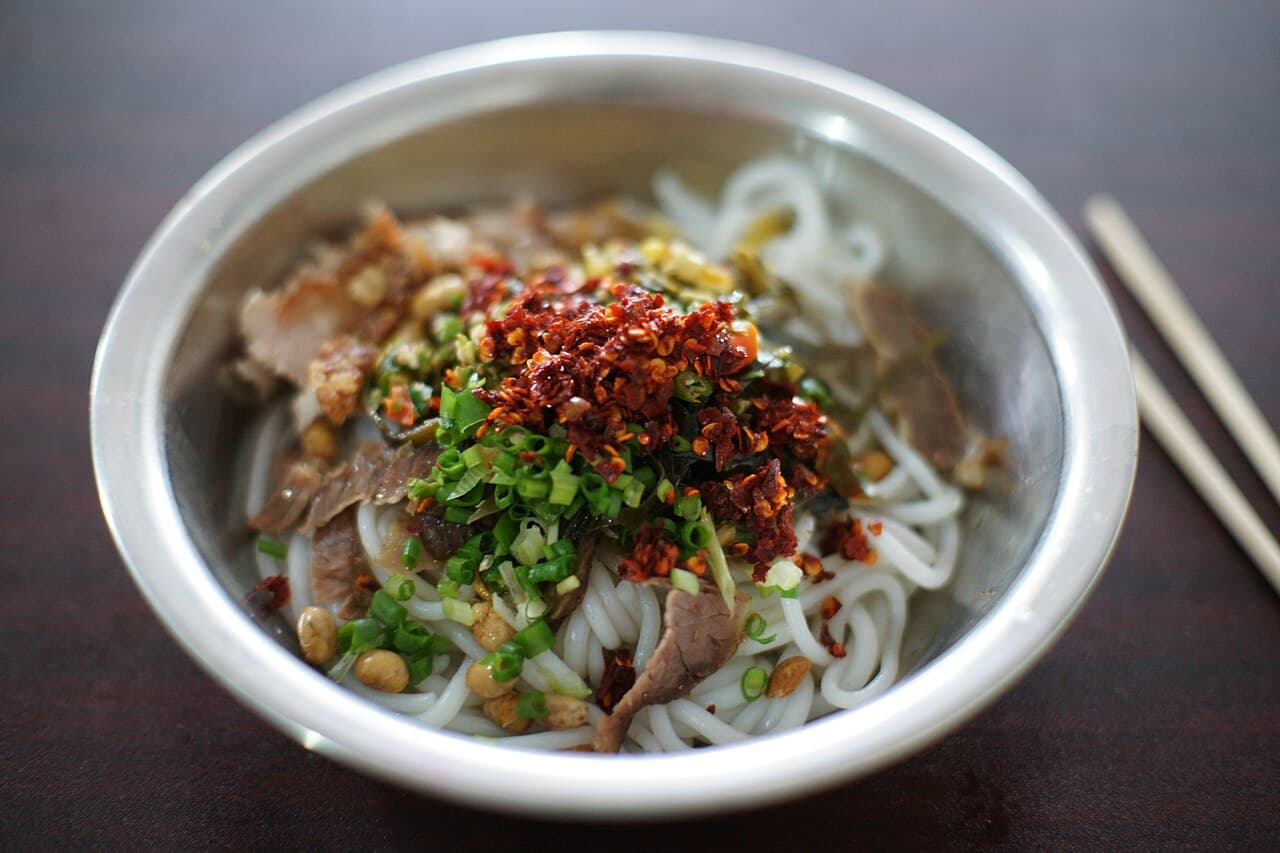 Two Thousand Years in a Bowl · Guilin Rice Noodles — 1