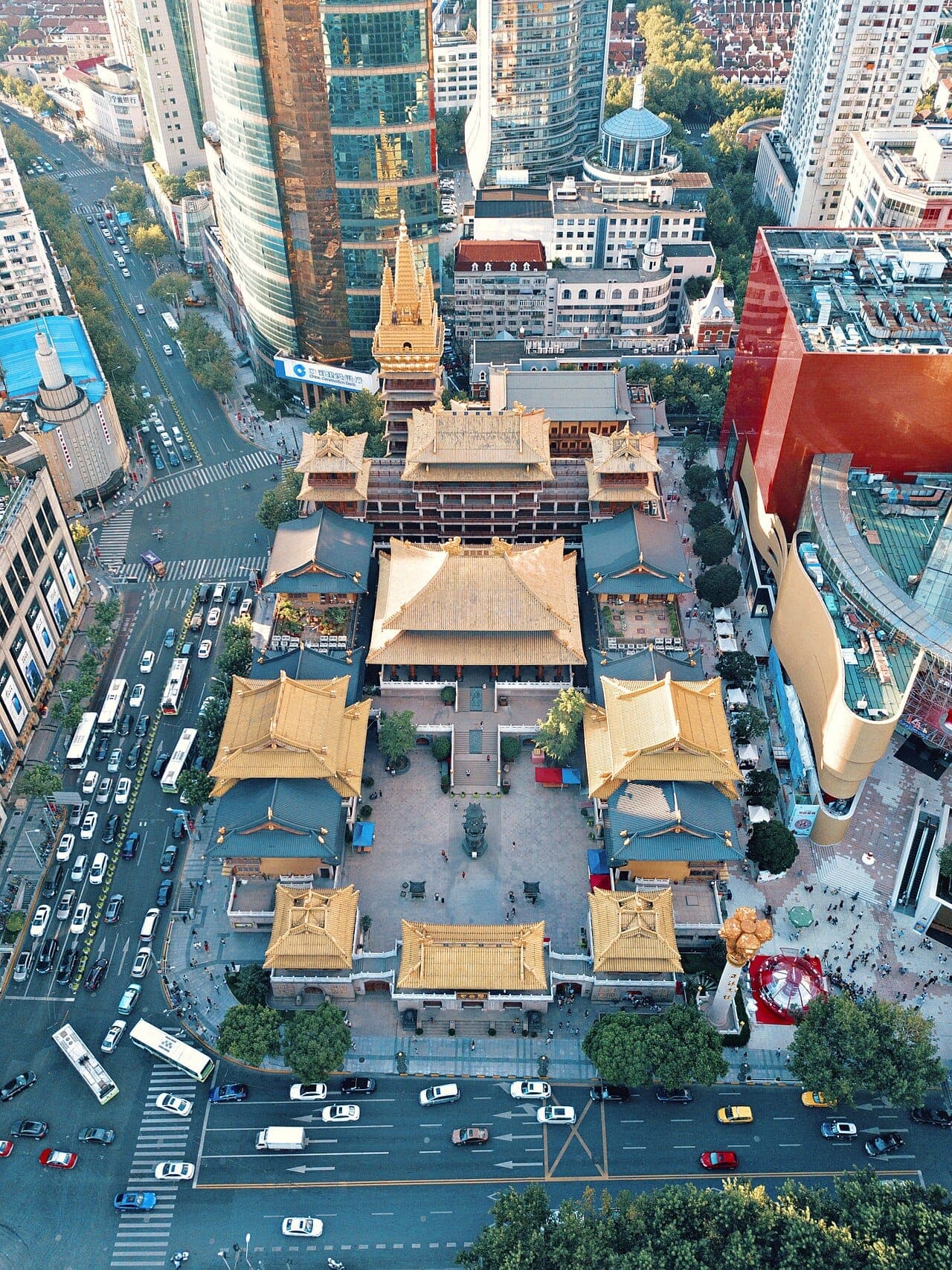 Stillness in the City · Jing'an Temple — 1